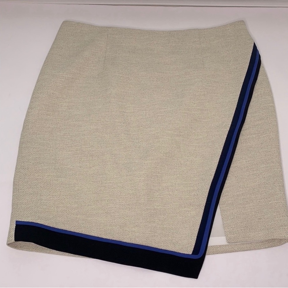 Skirt - Picture 7 of 9